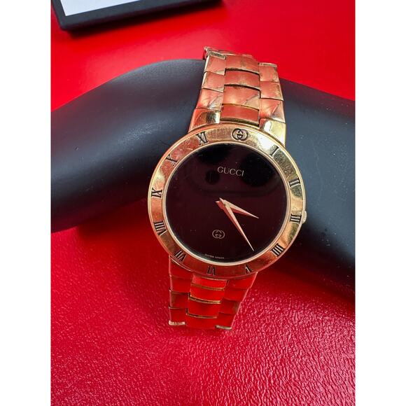 Gucci 3300M Swiss Made Gold Plate Pulp Fiction Winston Wolf Watch New Battery - Picture 3 of 16